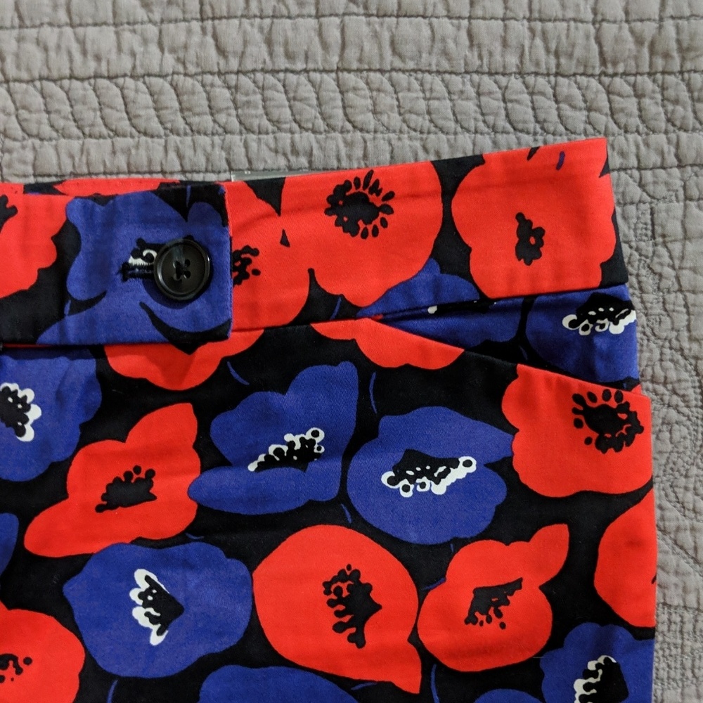 Ann Taylor Signature capris - Picture 5 of 7